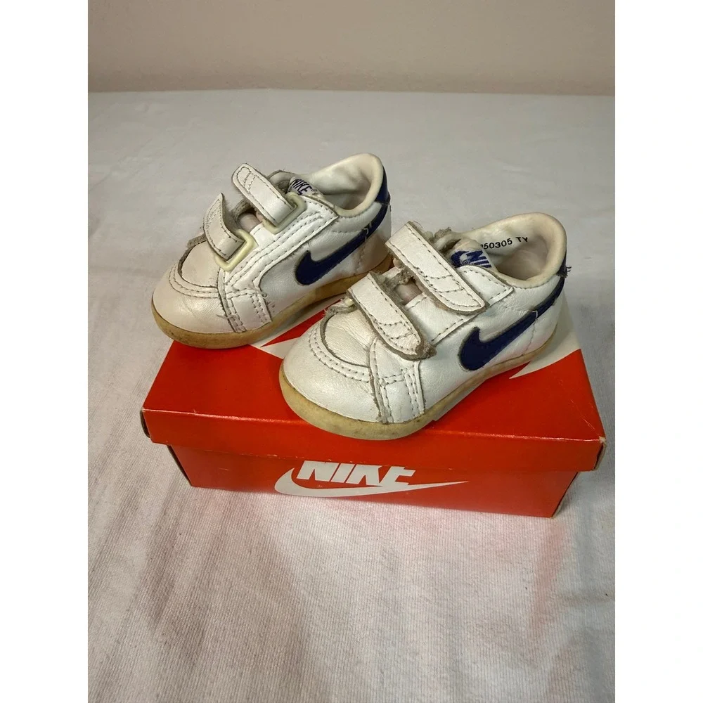 Vintage 1985 Nike Romp Baby Sneakers White Royal Blue 850305 TY Size 3C with Box